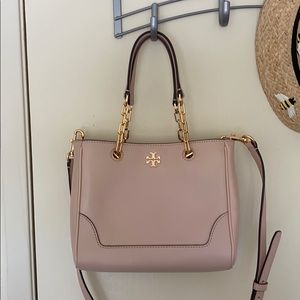 Almost new Tory Burch crossbody pink